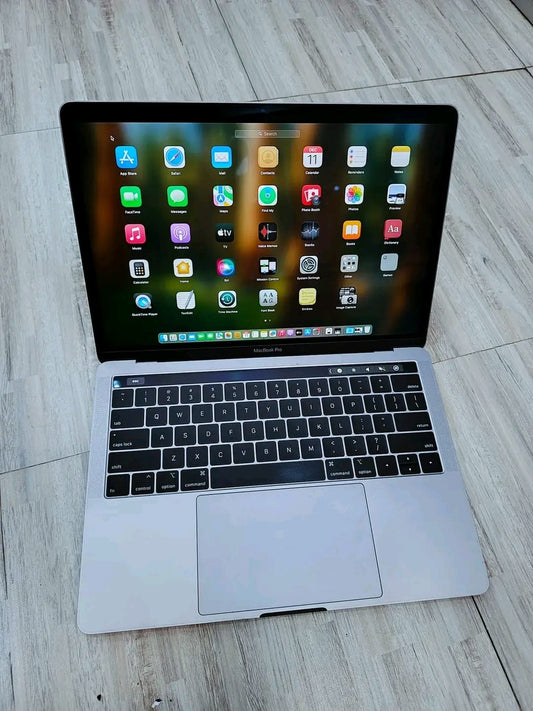 MacBook Pro 2019(A990)– M1 Chip, 16GB RAM, 512GB SSD, 15” Retina Display, Touch Bar, macOS refurbished